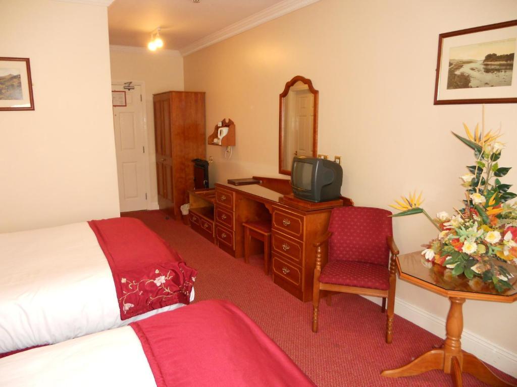 The Rhu Glenn Hotel Waterford Phòng bức ảnh