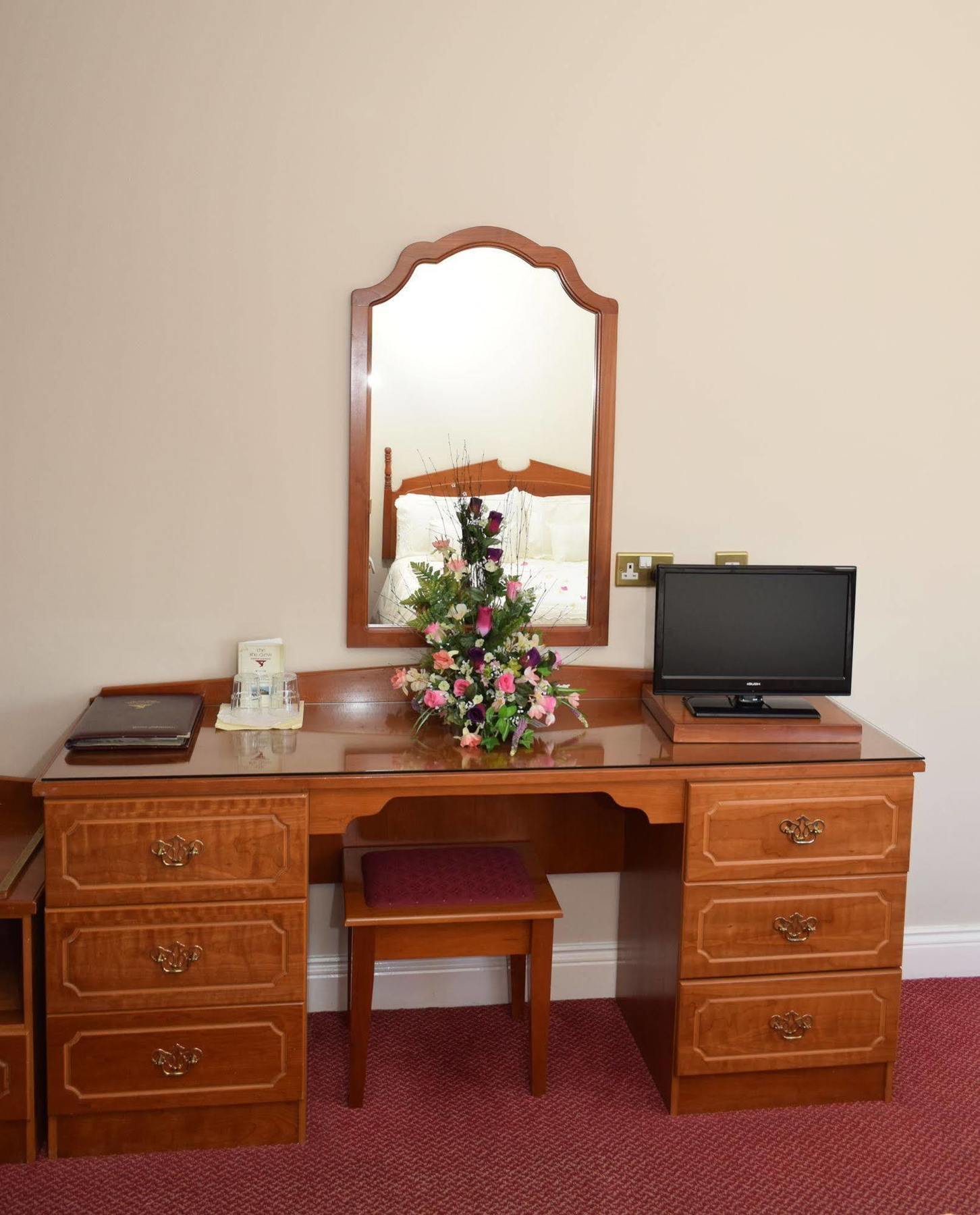 The Rhu Glenn Hotel Waterford Ngoại thất bức ảnh